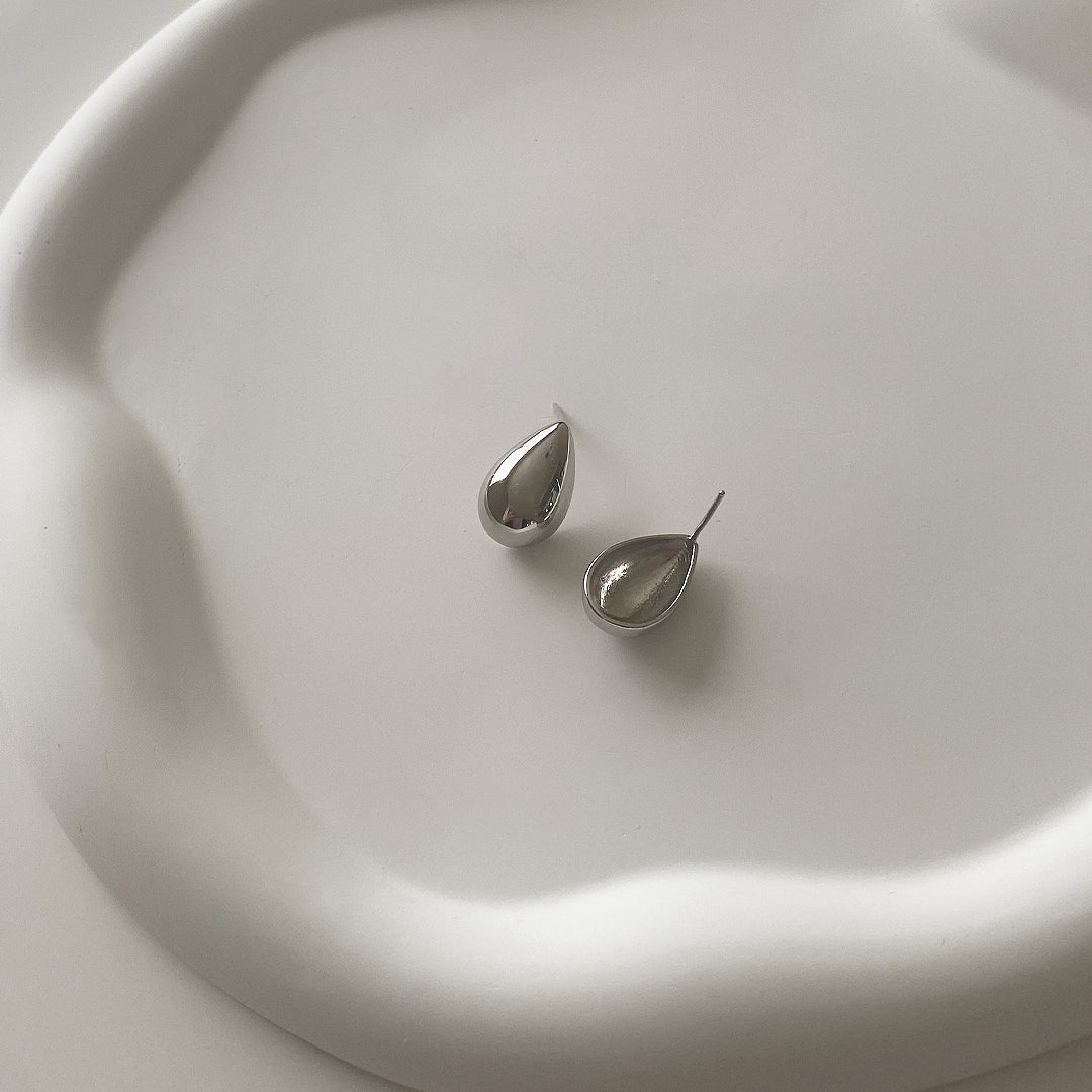 Front and Back view of Teardrop Stud Earrings