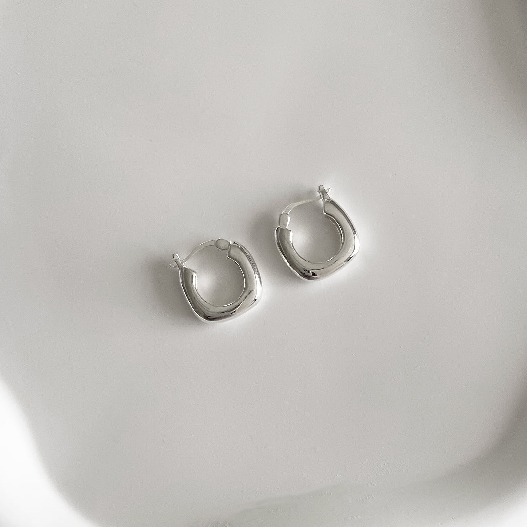 Rounded Square Earrings
